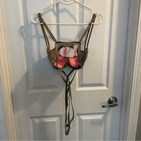 VS Pink Strappy Date Push Up Bra in Gray 34D - Picture 2 of 11